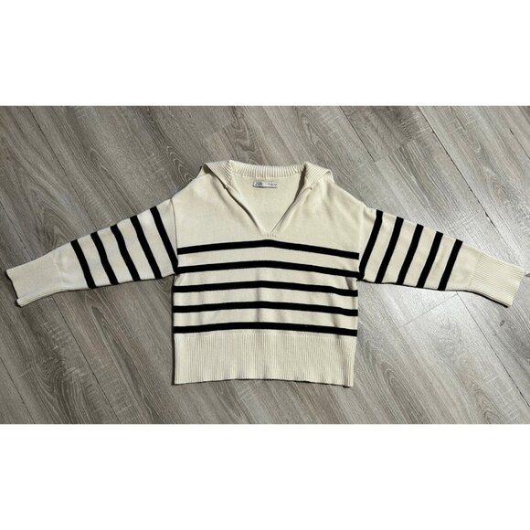 Zara V-Neck Striped Knit Sweater - Picture 2 of 4
